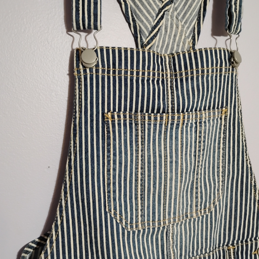 🔴4 For $25🔴 Relaxed Fit Striped Jumpsuit - Picture 4 of 6